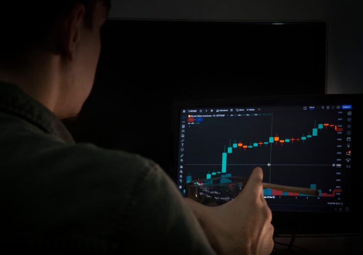 Best Crypto Analysis Tools for Traders in 2026